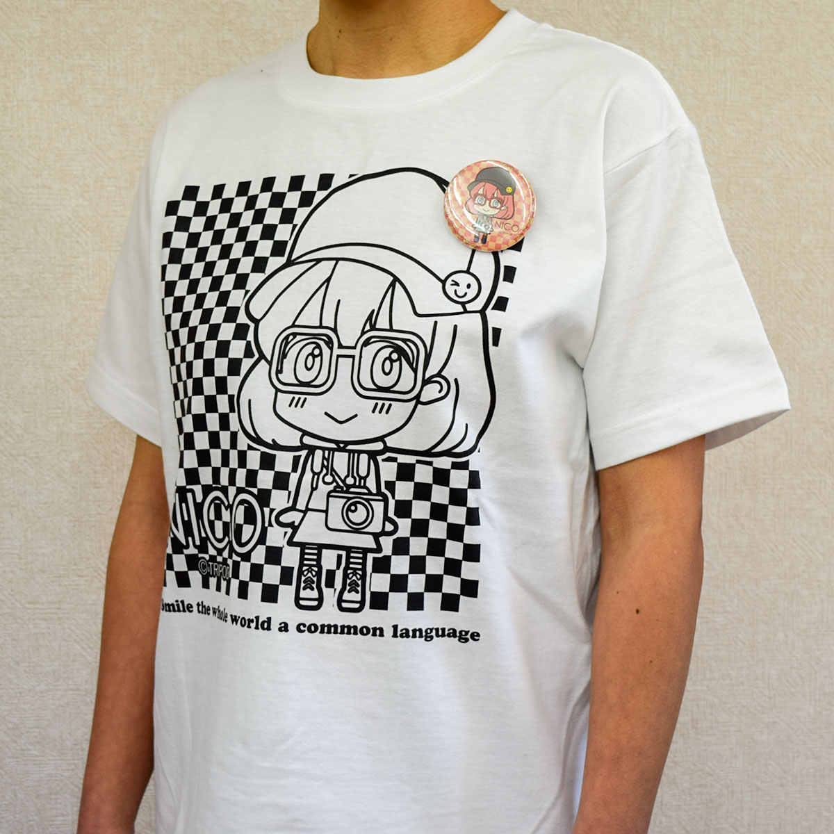 Ｔシャツ+缶バッジ付